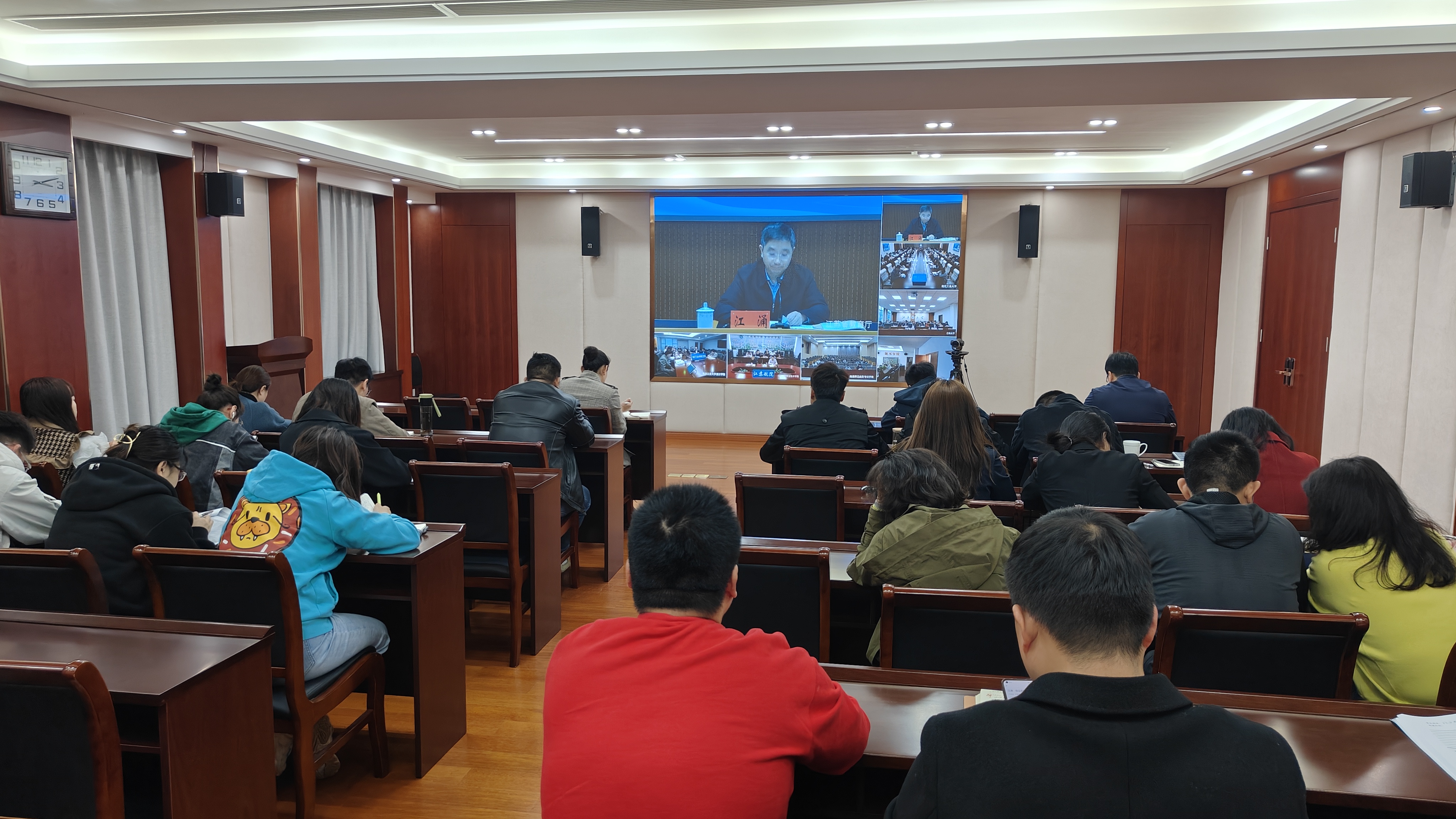 天辰娱乐組織參加2023屆全省普通高校畢業生就業創業工作推進視頻會