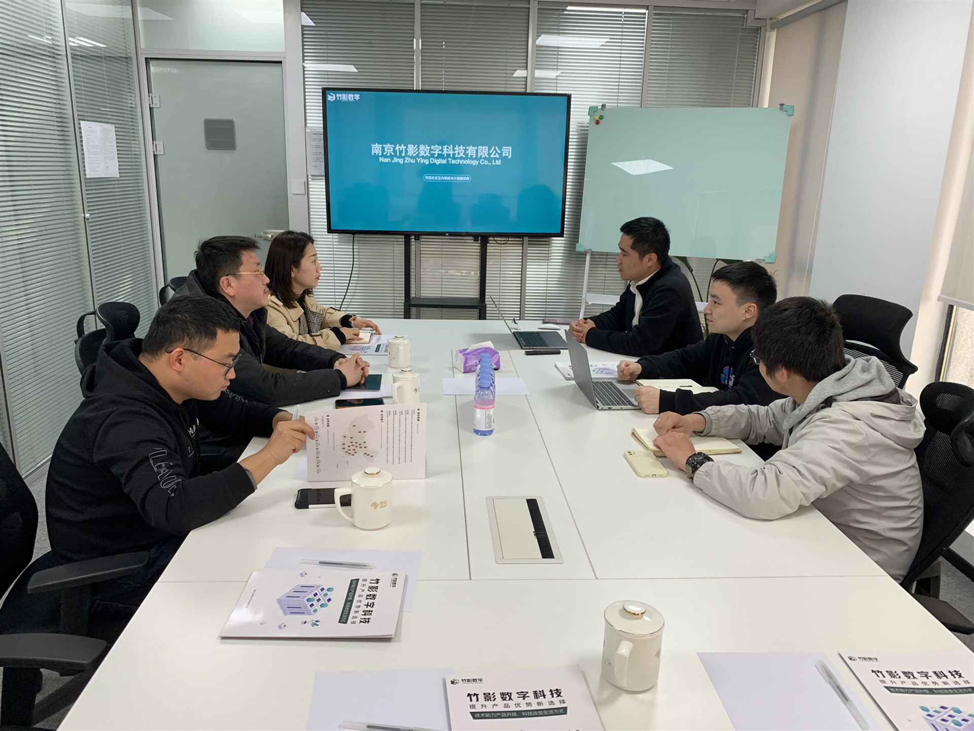 訪企拓崗 深入調研——電子與信息技術系開展企業走訪活動